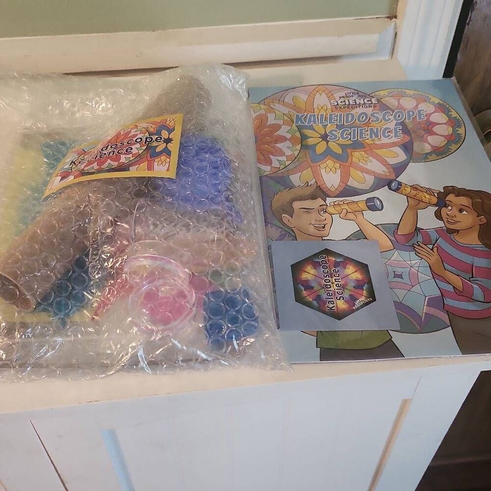 Little Passport Kaleidoscope Sciene Kit